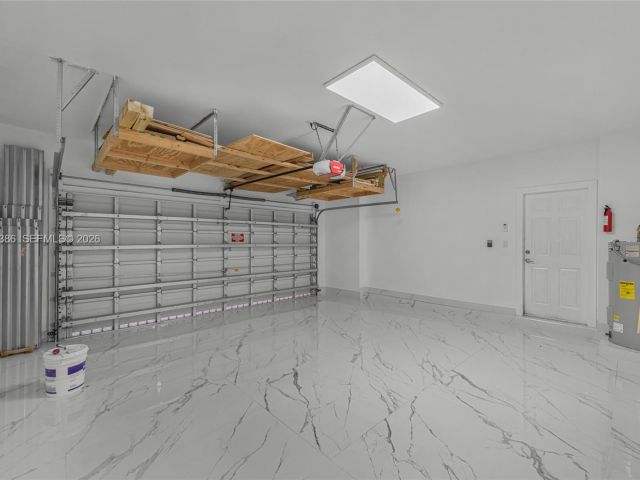 Продажа дома по адресу 642 SE 37th PL - фото 7493162