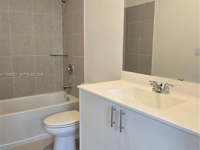 Дом в аренду по адресу 2729 SE 26th Rd 2729 - фото 7456387