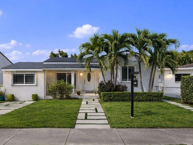 Продажа дома по адресу 1611 SW 21st St - фото 7525301