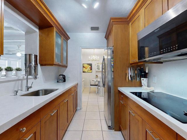 Продажа дома по адресу 1611 SW 21st St - фото 7525313