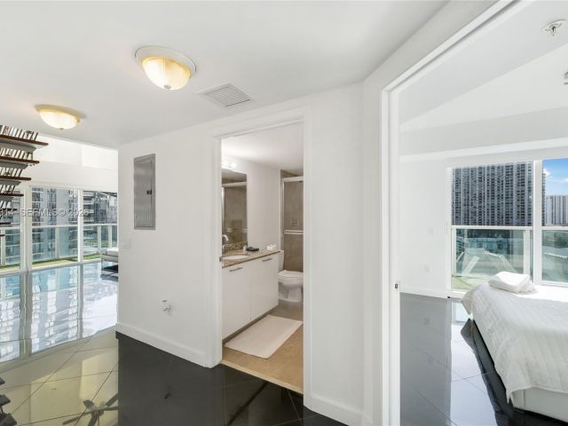 Продажа квартиры #1116 - фото 7530108