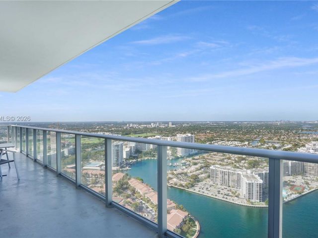 Продажа квартиры #T4002 - фото 7512971