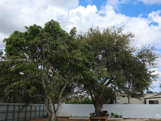 Дом в аренду по адресу 27684 SW 163rd Ct 0 - фото 7459386