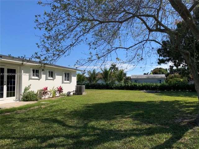 Дом в аренду по адресу 27684 SW 163rd Ct 0 - фото 7459388