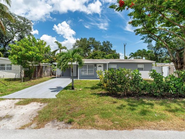 Дом в аренду по адресу 5615 Simms St - фото 7473148