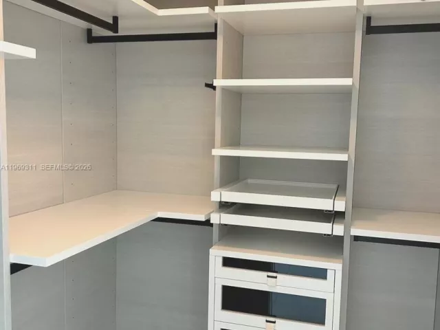 Продажа квартиры #4-2305 - фото 7489915