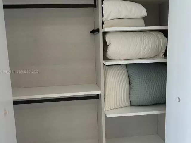 Продажа квартиры #4-2305 - фото 7489919