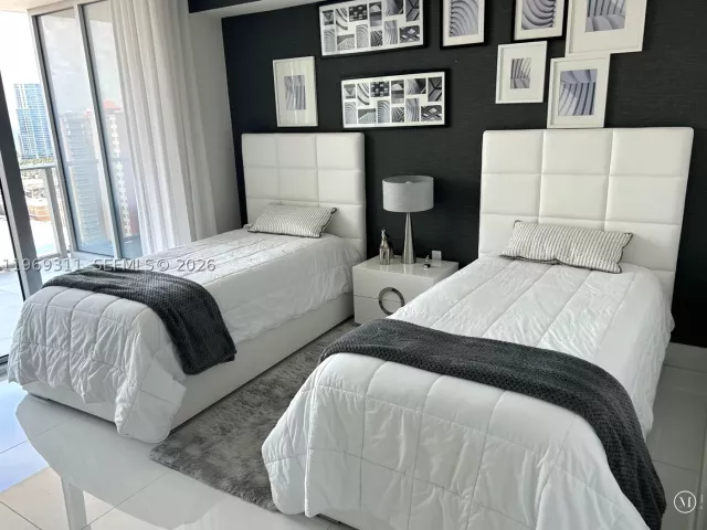 Продажа квартиры #4-2305 - фото 9095680