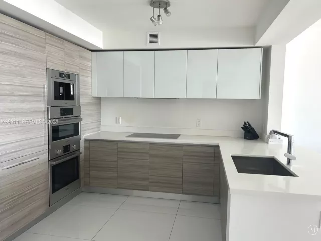 Продажа квартиры #4-2305 - фото 7489905