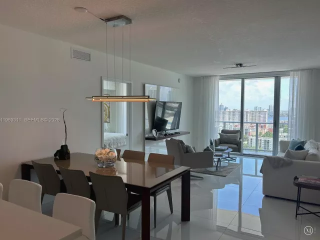 Продажа квартиры #4-2305 - фото 7489907