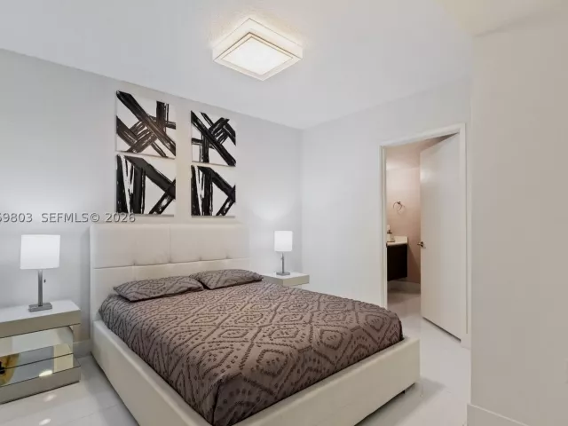 Продажа квартиры #4-2405 - фото 9029753