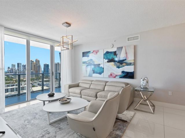 Продажа квартиры #4-2405 - фото 7489952