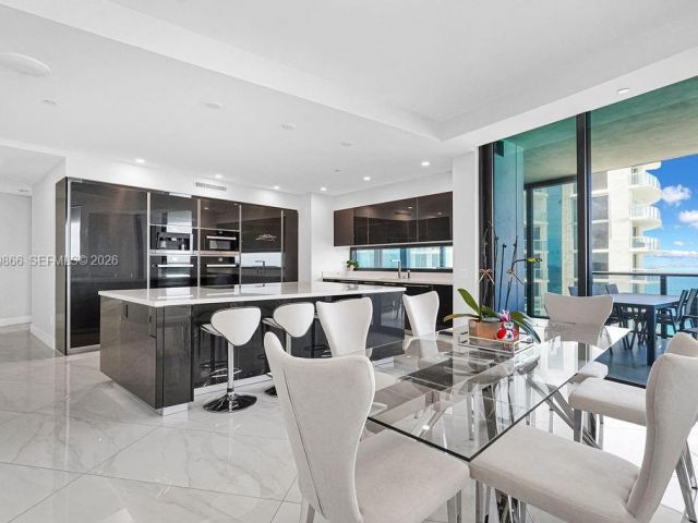 Продажа квартиры #2605 - фото 7494357