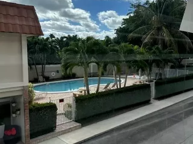Продажа дома по адресу 5555 N OCEAN Boulevard 45 - фото 9164695