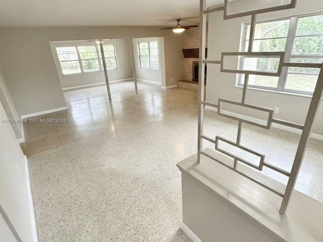 Продажа дома по адресу 17100 NW 45th Ct - фото 7535619