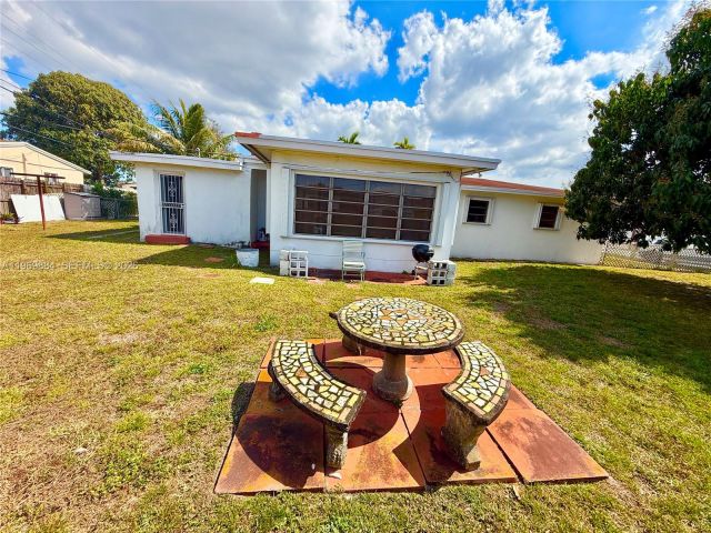 Продажа дома по адресу 17100 NW 45th Ct - фото 7535632