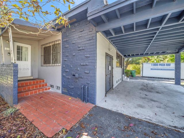 Продажа дома по адресу 890 NE 138th St - фото 7524613