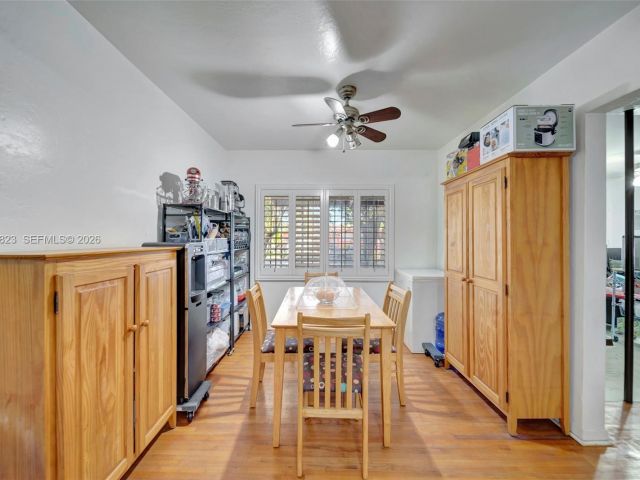 Продажа дома по адресу 890 NE 138th St - фото 7524620