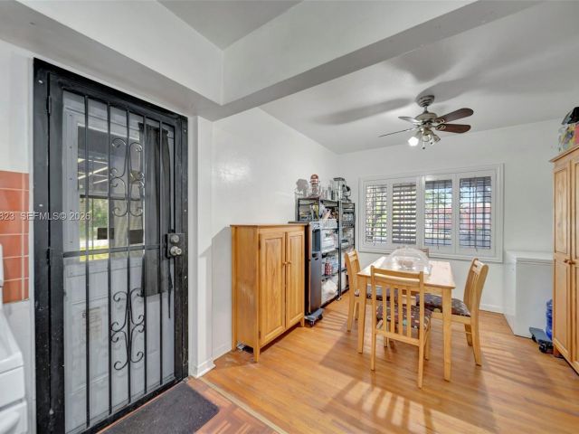 Продажа дома по адресу 890 NE 138th St - фото 7524624