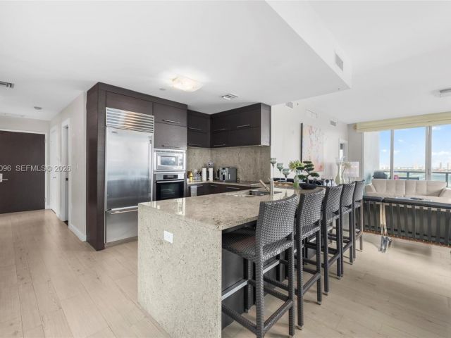 Квартира в аренду номер2401 - фото 7467413