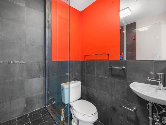 Квартира в аренду номер2401 - фото 7467416