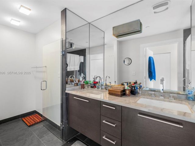 Квартира в аренду номер2401 - фото 7467425