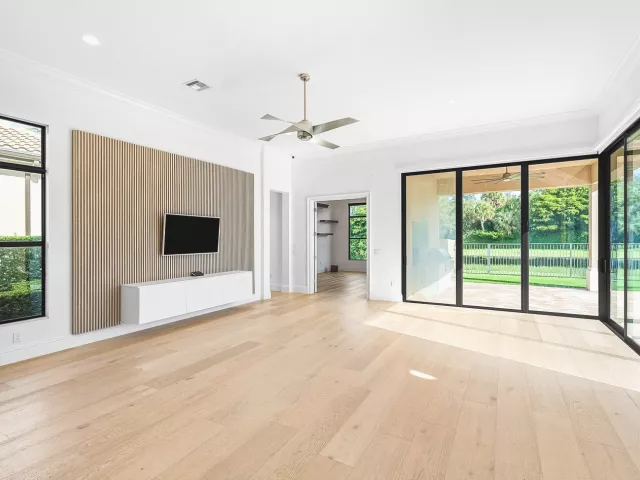 Продажа дома по адресу 9599 Moritz Way - фото 8925866