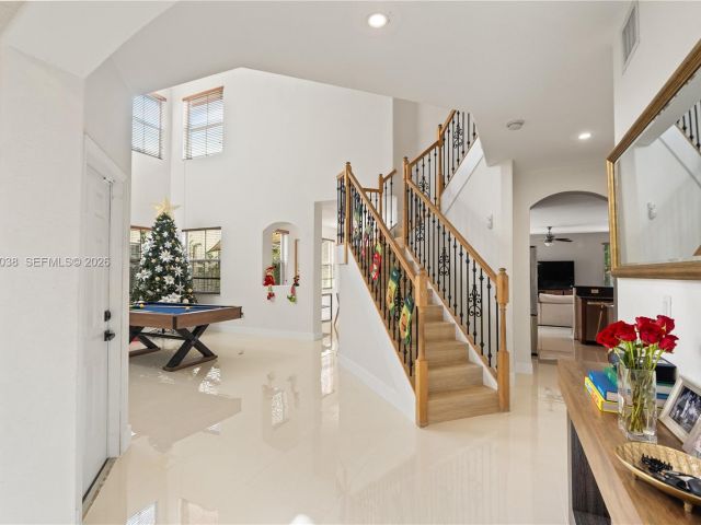 Продажа дома по адресу 11558 NW 84th St - фото 7486189