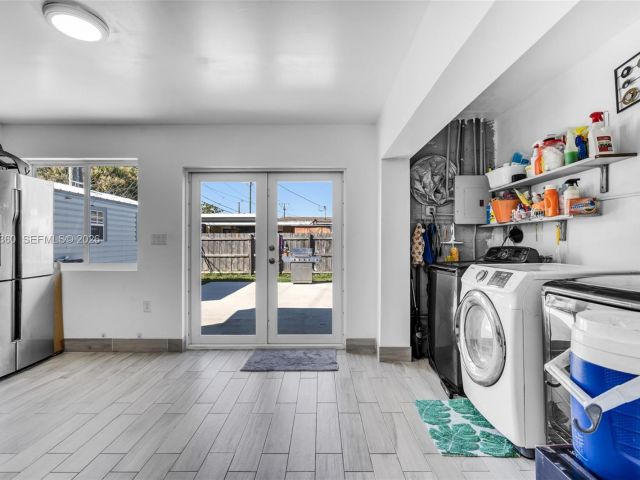 Продажа дома по адресу 3505 NW 83rd Ter - фото 7521205