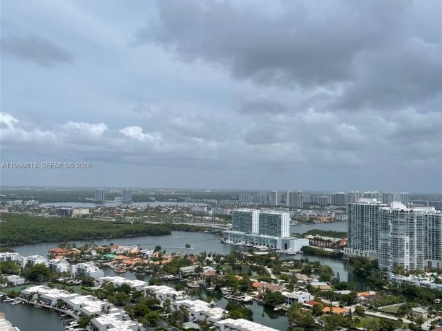 Квартира в аренду номер3405 - фото 7497417