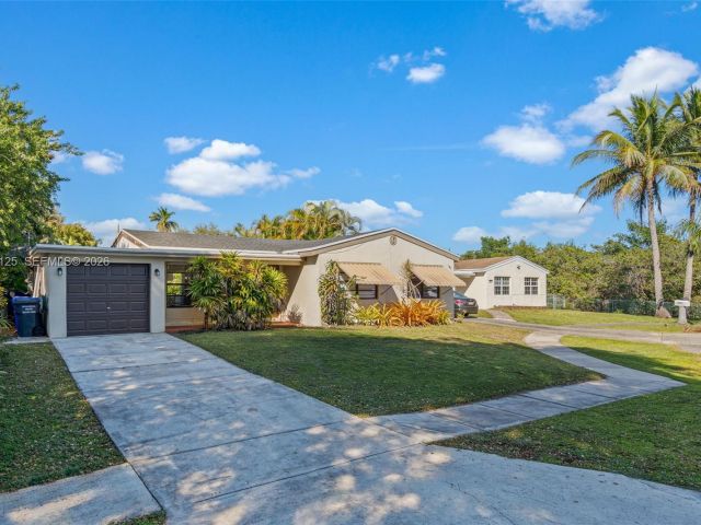 Продажа дома по адресу 3035 Hayes St - фото 7515141