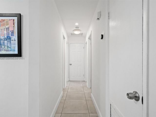 Продажа дома по адресу 3035 Hayes St - фото 7515157