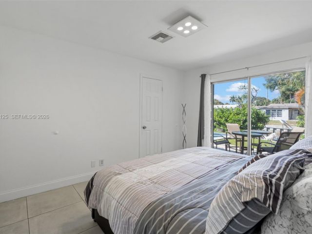 Продажа дома по адресу 3035 Hayes St - фото 7515159