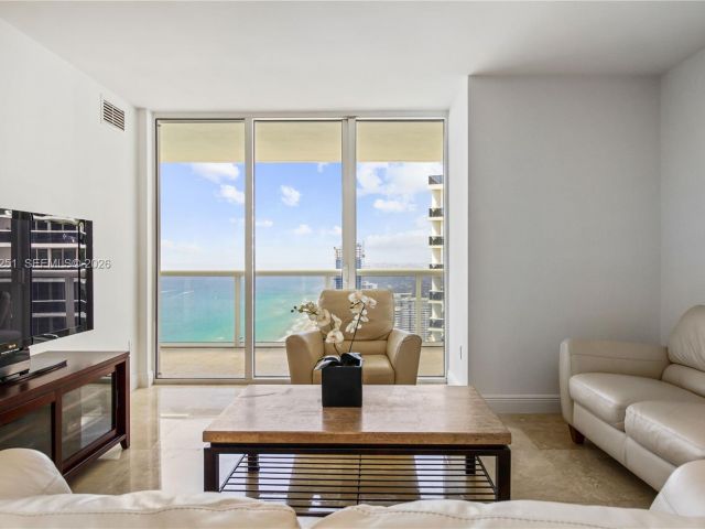 Квартира в аренду номер4204 - фото 7499748