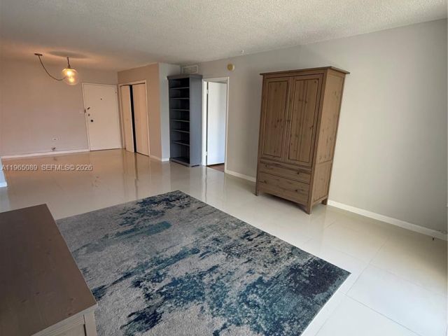 Квартира в аренду номер12Z - фото 7527002