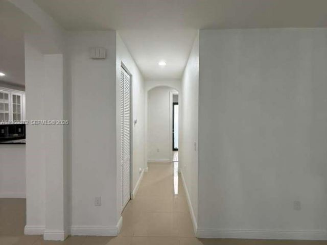 Продажа дома по адресу 9947 NW 86th Ter - фото 7486364