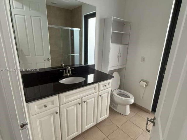 Продажа дома по адресу 9947 NW 86th Ter - фото 7486371