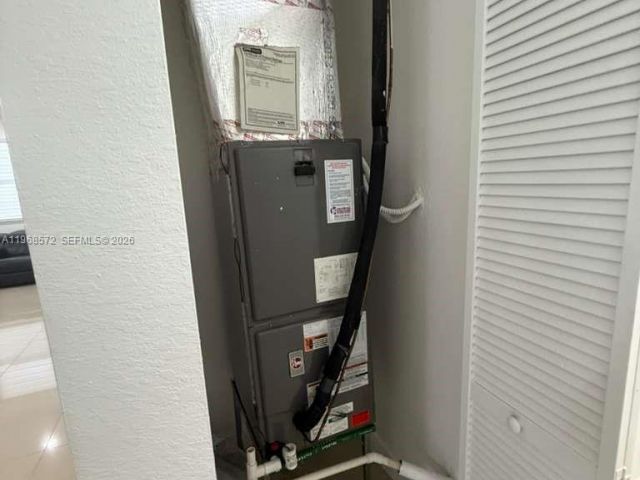 Продажа дома по адресу 9947 NW 86th Ter - фото 7486375