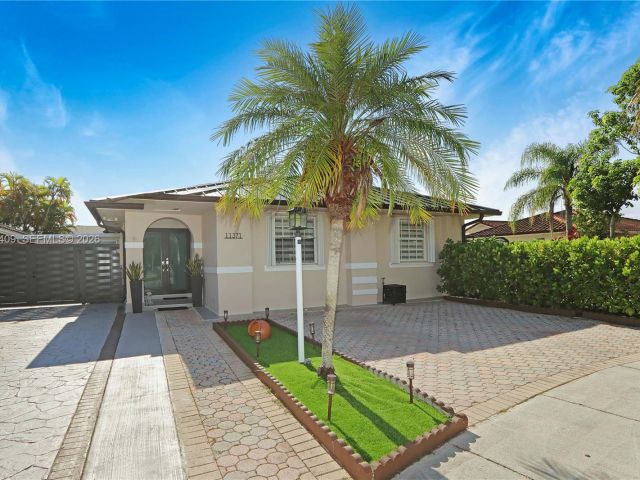 Продажа дома по адресу 11371 SW 146th Ct - фото 7519483