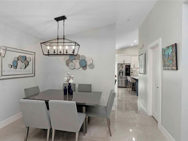 Продажа дома по адресу 11371 SW 146th Ct - фото 7519488