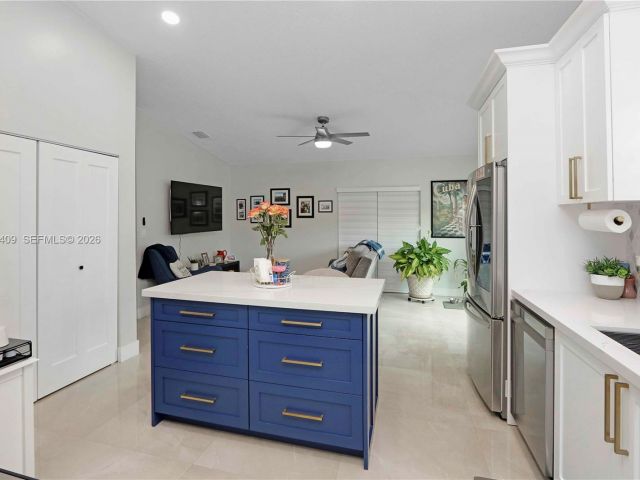 Продажа дома по адресу 11371 SW 146th Ct - фото 7519492