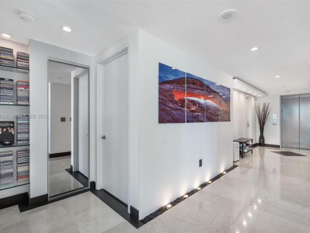 Продажа квартиры #2402 - фото 7511752