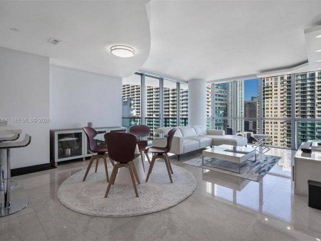 Продажа квартиры #2402 - фото 7511754