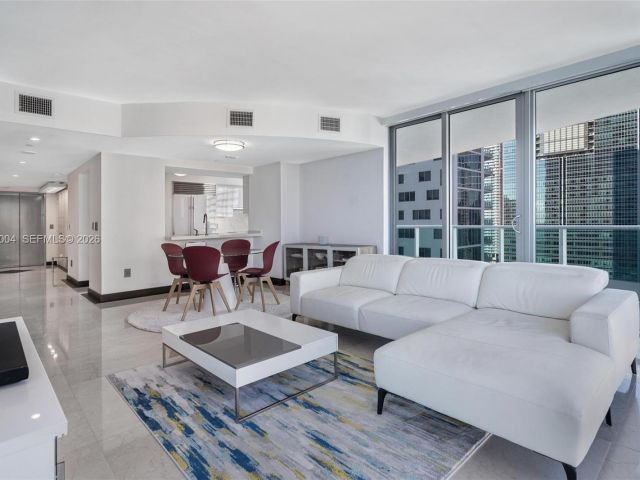 Продажа квартиры #2402 - фото 7511755