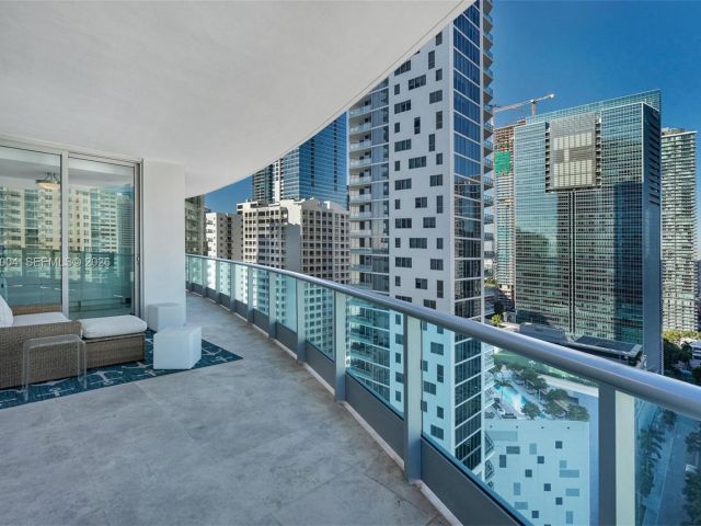 Продажа квартиры #2402 - фото 7511764