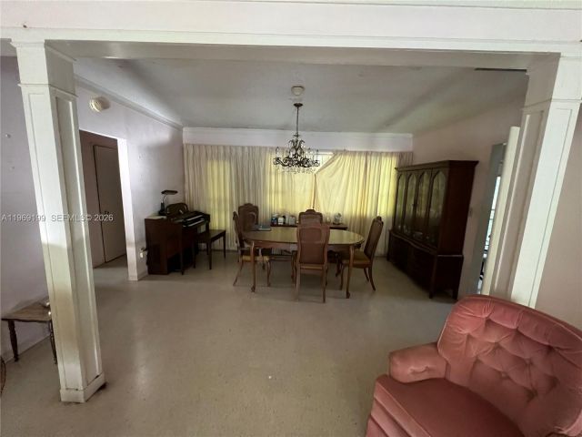 Продажа дома по адресу 812 Columbus Blvd - фото 7471673