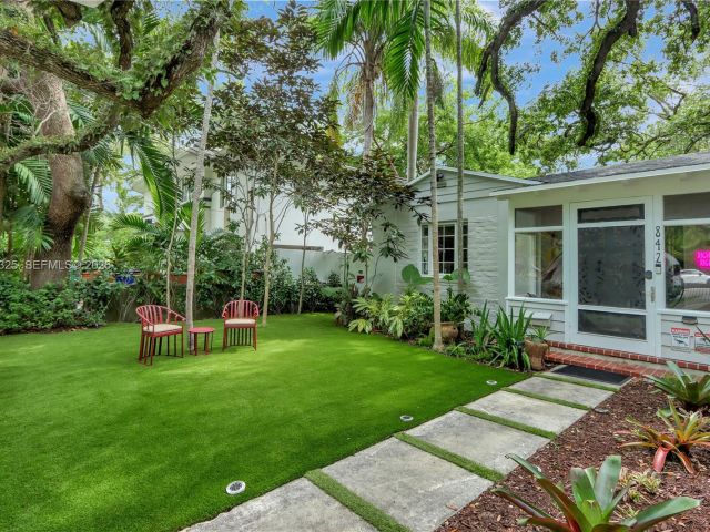 Продажа дома по адресу 842 NW 9th Ct - фото 7528587