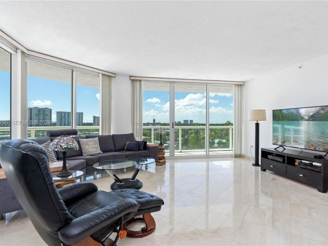 Продажа квартиры #744 - фото 7493214