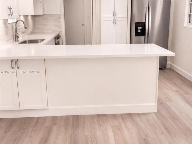 Дом в аренду по адресу 3048 NW 20th St n/a - фото 7483625