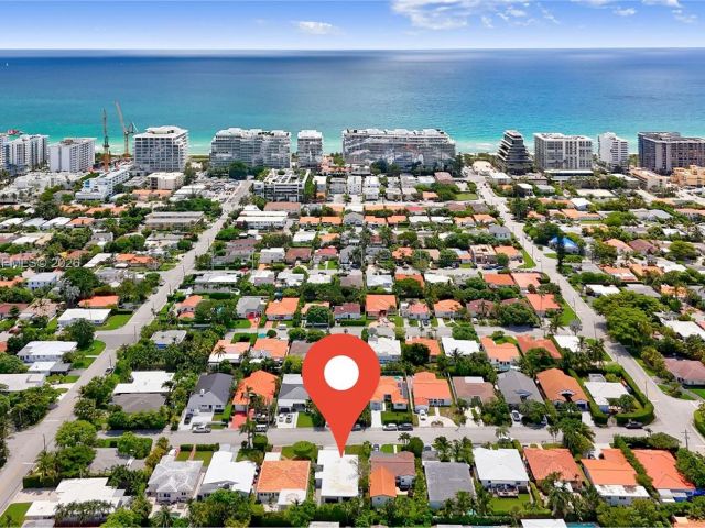 Продажа дома по адресу 9048 Dickens Ave - фото 7467195